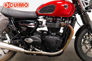 TRIUMPH SPEED TWIN 900