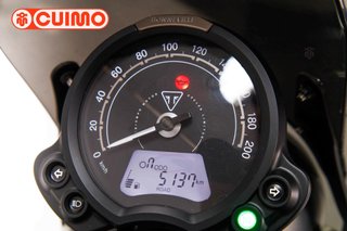 TRIUMPH SPEED TWIN 900