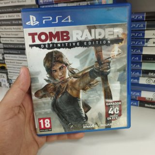 Tomb Raider Definitive Edition PS4