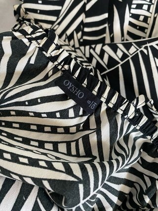 Mono estampado hojas