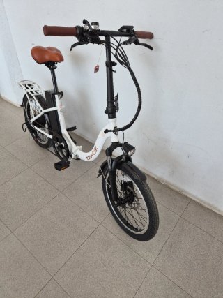 Bicicleta Eléctrica Plegable Blanca