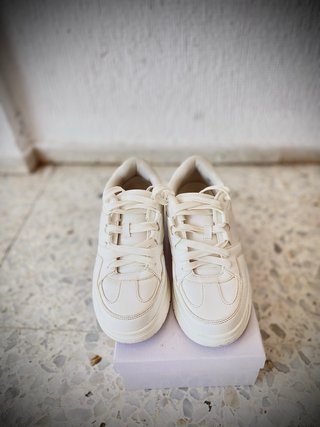 Zapatillas Zara Blancas Talla 42