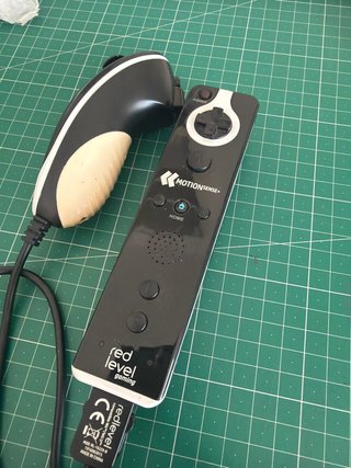 Mando Wii U MotionSense+ Red Level Gaming