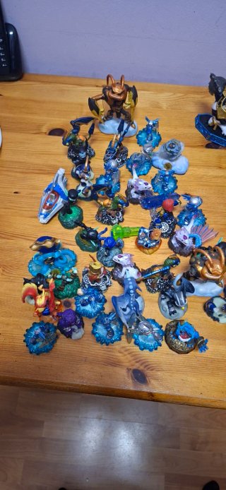 Lote +75 Skylanders