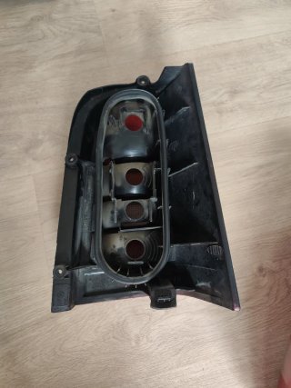 Pilotos traseros Mercedes Vito W638