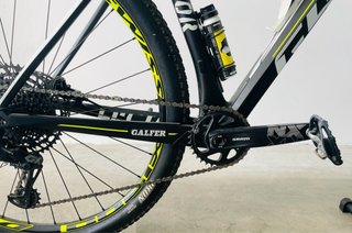 Bici da montagna Ghost Lector 3.9 LC in fibra di carbonio