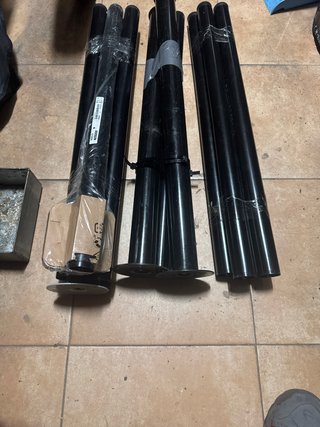 Gambe per tavolo Ikea nere