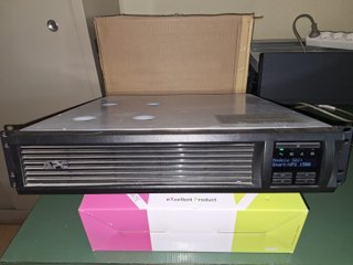 APC Smart-UPS 1500VA LCD RM2U 230V