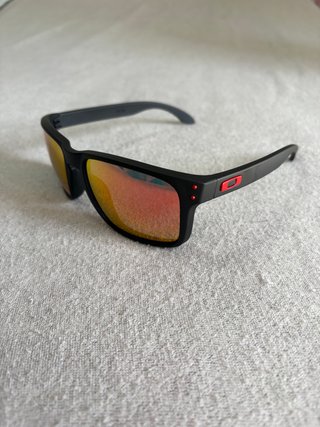 Gafas de sol Oakley Holbrook Negro/Rojo