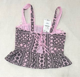 Top bordado Zara
