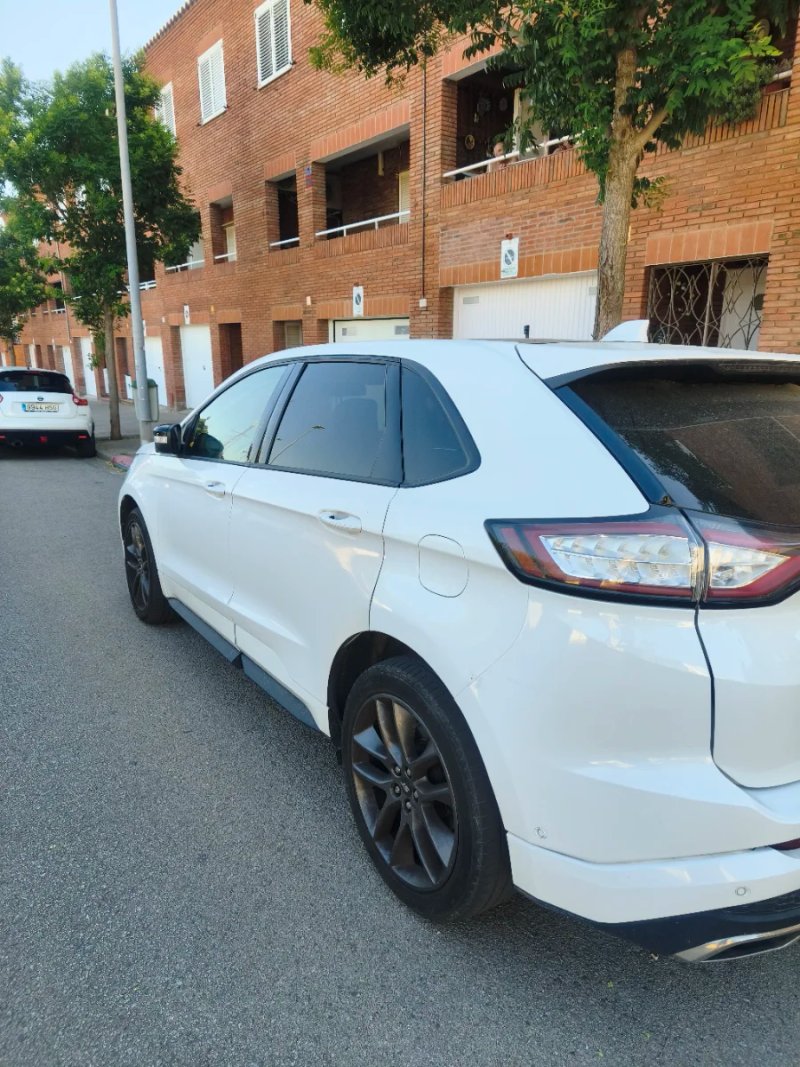 Ford Edge 2017 - foto 1