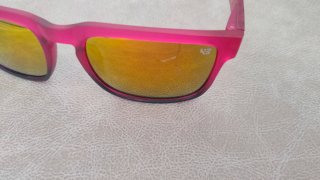Gafas de sol SPY rosa