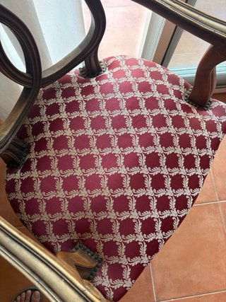 Sedia in legno vintage con imbottitura