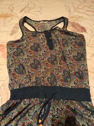 Mono corto estampado paisley