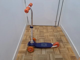 Patinete infantil 3 ruedas azul y naranja