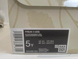 Zapatillas baloncesto Nike Freak 5 Talla 37.5
