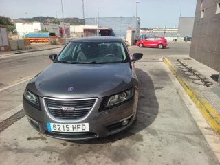 Saab 9-5 2011 se vende o se cambia por furgoneta