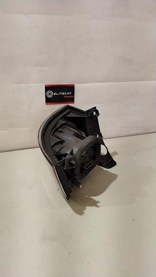 PILOTO TRASERO IZQUIERDO Seat Ibiza (6L1)(04.2002->)