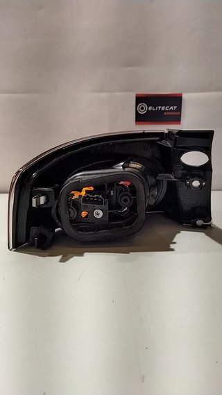 PILOTO TRASERO DERECHO Seat Ibiza (6L1)(04.2002->)