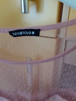 T-shirt Terranova rosa con dettagli in tulle