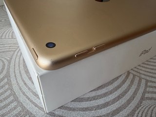 iPad Wi-Fi 32 GB Oro 5ª Gen
