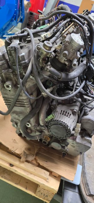 Motor Yamaha GTS 1000