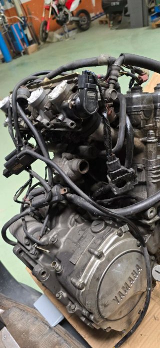 Motor Yamaha GTS 1000