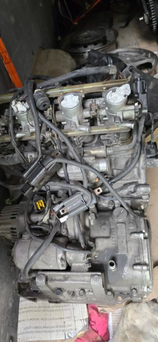 Motor Yamaha GTS 1000