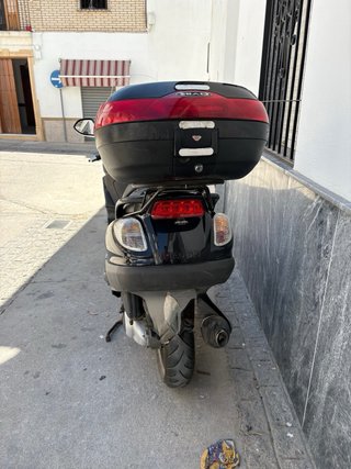 Piaggio X9 Evol 250cc Negra. Precio negociable.