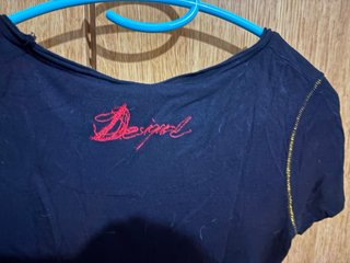 Camiseta Desigual manga corta negra