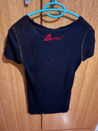 Camiseta Desigual manga corta negra