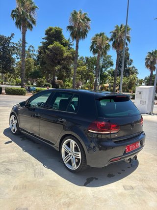 Volkswagen Golf 6R
