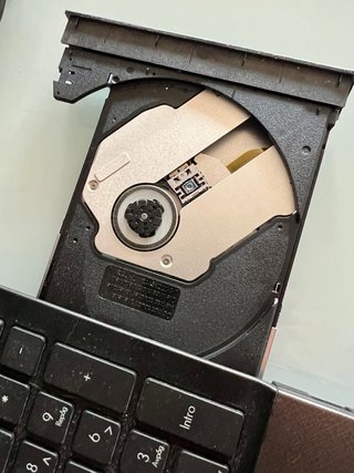 Ordenador portátil Packard Bell Easynote