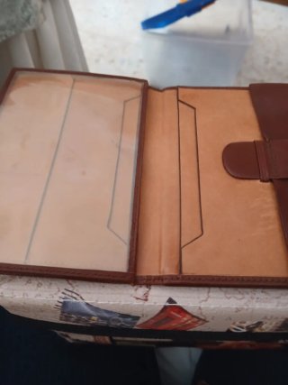 Cartera billetera antigua de piel