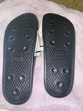 Chanclas Nike Talla 44 Negras y Blancas