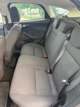 Ford Focus titanium