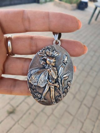 Medallón Duende Plata Artesanal