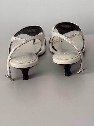 Sandalia Zara Piel Tacón Kitten Blanca T40