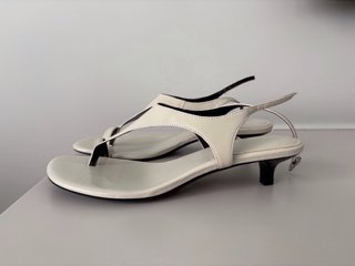 Sandalia Zara Piel Tacón Kitten Blanca T40