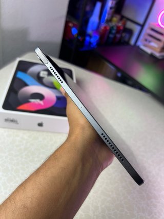iPad Air 4