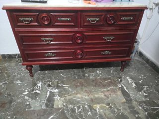 Armario de madera oscuro 6 puertas