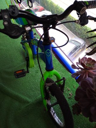 Bicicleta infantil Megamo 14 azul y verde