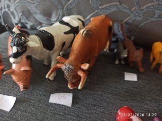 Lote animales de granja y gatos