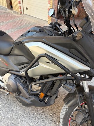 Honda NC750X 2017 muchos extras