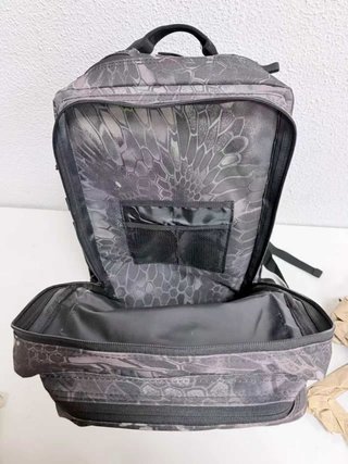 Mochila Táctica 45L Negra y Gris