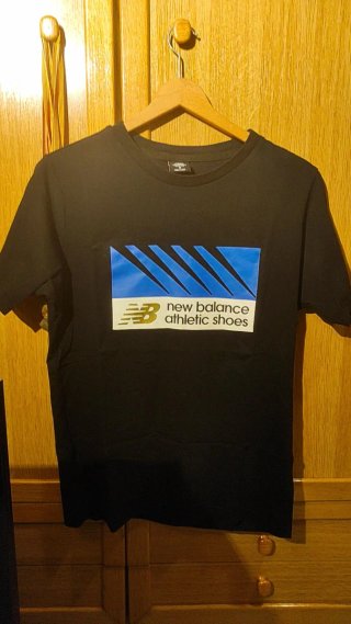 Camiseta New Balance Negra Talla M