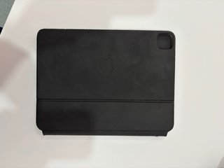 iPad Air 5 M1 + Magic Keyboard Apple