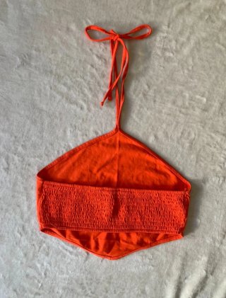 Top Halter Naranja Estilo Pañuelo Y2K