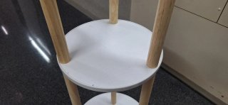 Porta abiti con scaffali
