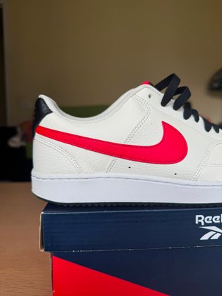 Zapatillas Nike Court Vision Low Blancas Rojas